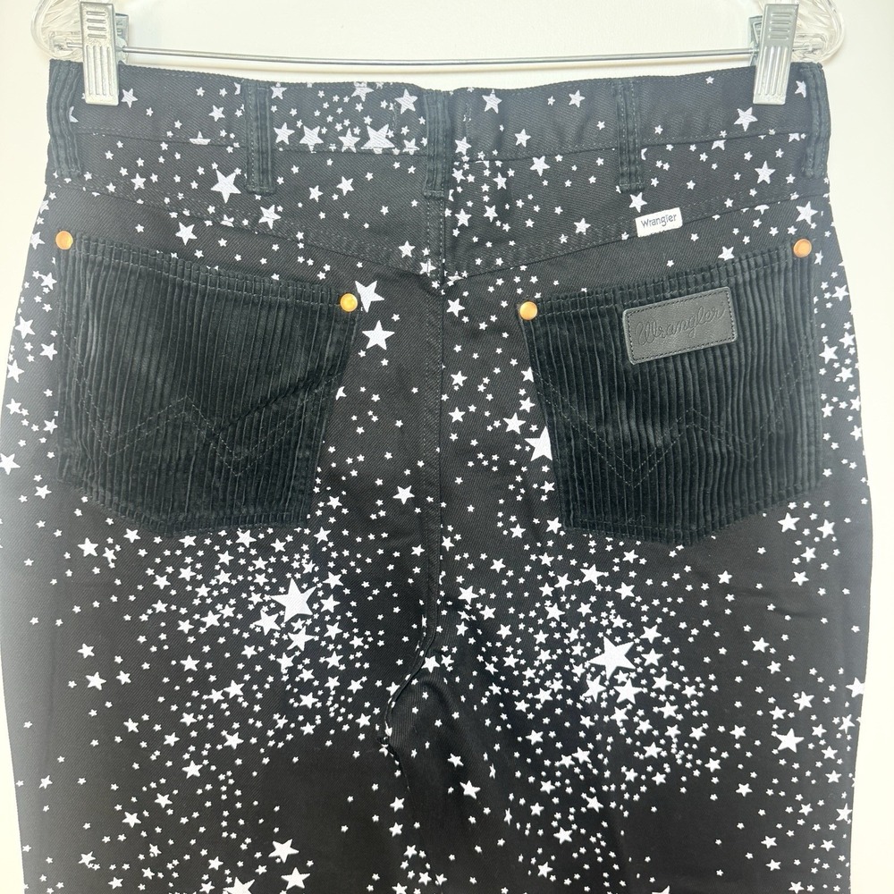 Wrangler Wanderer High Rise Flare Jeans Womens 31 Black Star Print Celestial - Picture 6 of 13